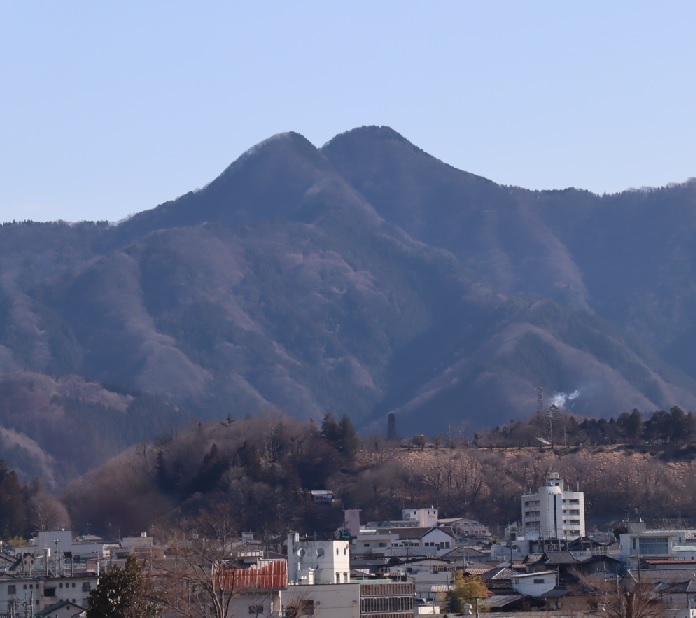秩父ハーブ橋から眺める双子山 2023年1月26日